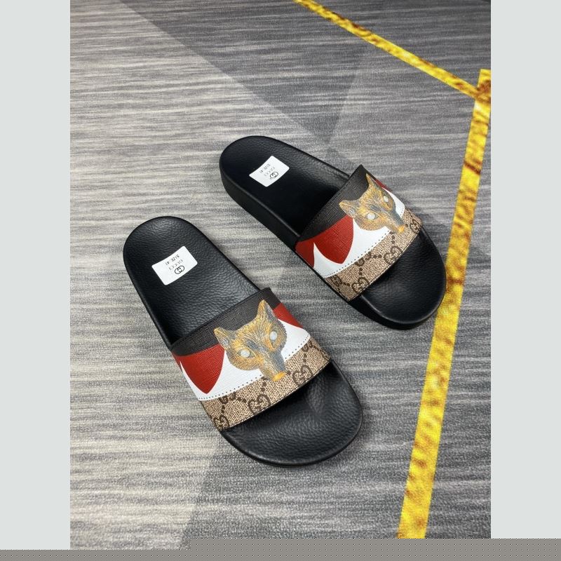 G*u*i slippers